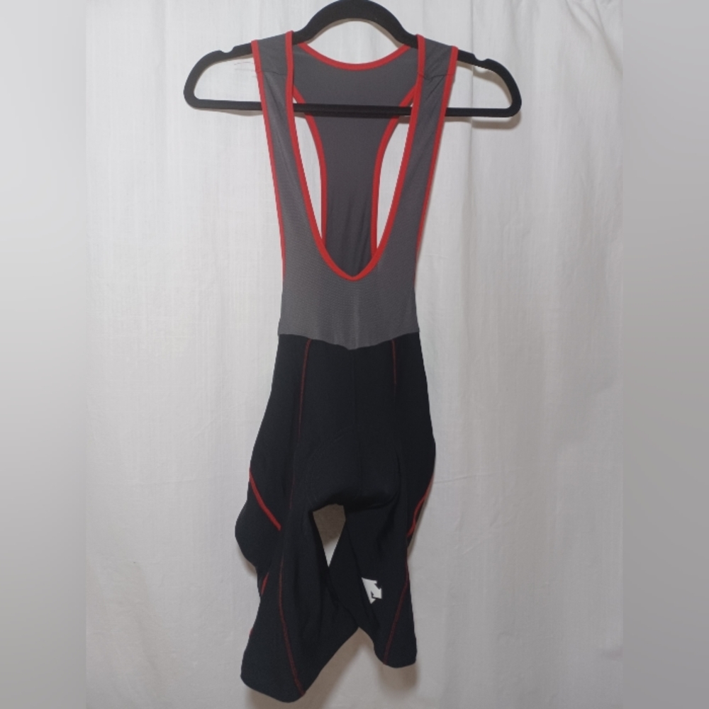 Descents biking bib Size Medium